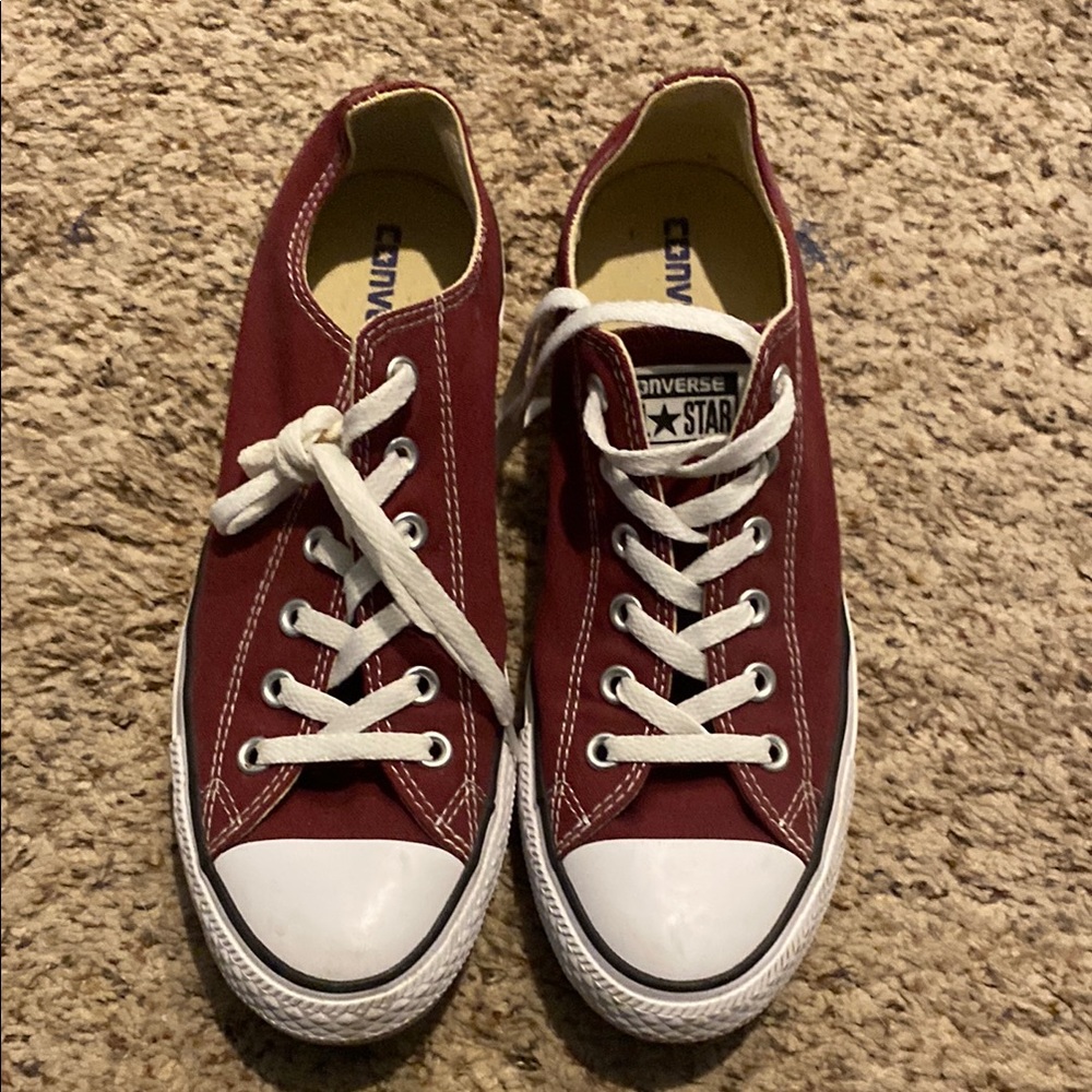 Converse Red Sneakers Classic Low-Top Canvas